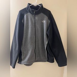 The North Face Grey and Black Fleece Pullover